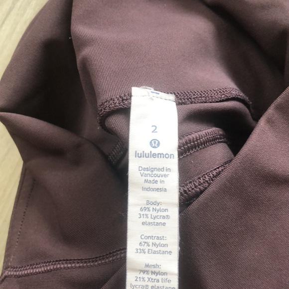 Lululemon maroon leggings size 2 - Picture 4 of 4